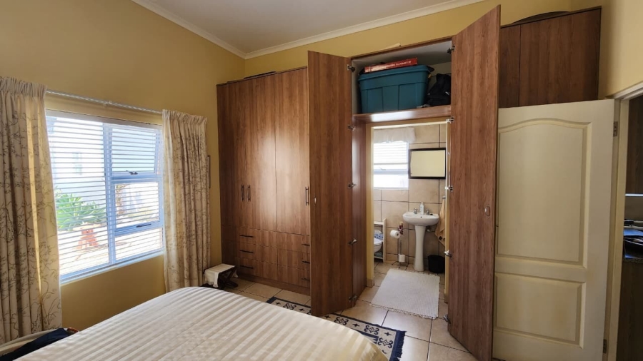 3 Bedroom Property for Sale in Laguna Sands Western Cape